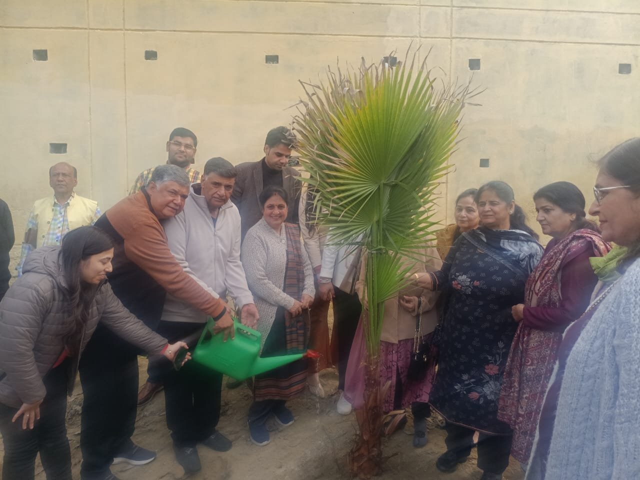 पर्यावरण संरक्षण की सबसे बड़ी आवश्यकता है और बृक्षारोपण ही इसका एकमात्र प्रभावी उपाय