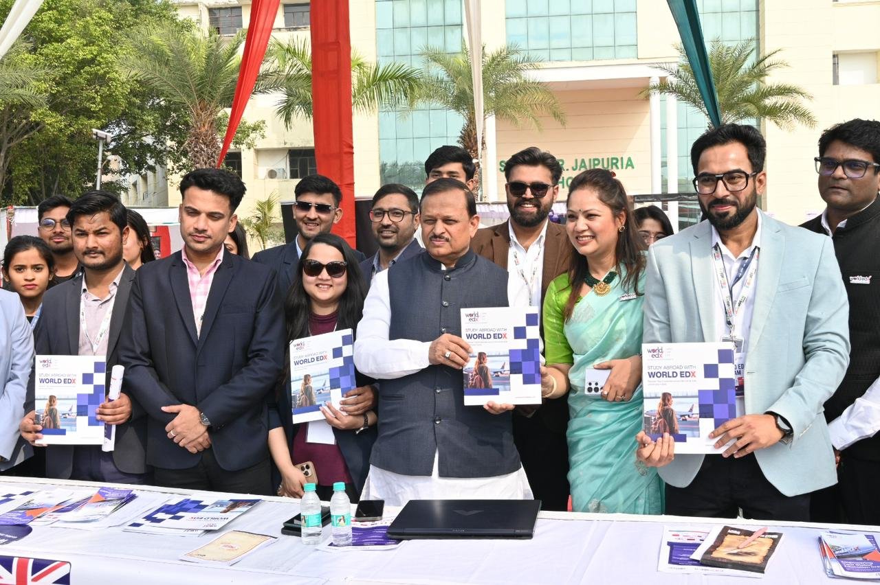 वर्ल्ड ऐडेक्स की ओर से संपन्न हुई एक दिवसीय इंटरनेशनल एजुकेशन सेमिनार